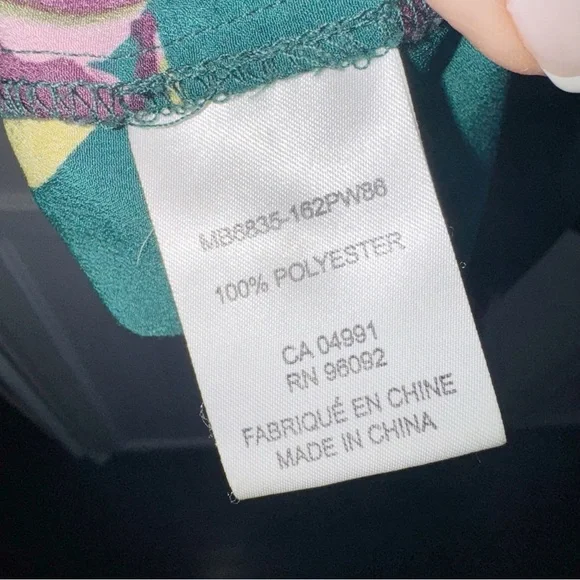 Eliane Rose Green/Pink Floral Blouse Keyhole Back Bell Sleeve Sz Large - Picture 5 of 8